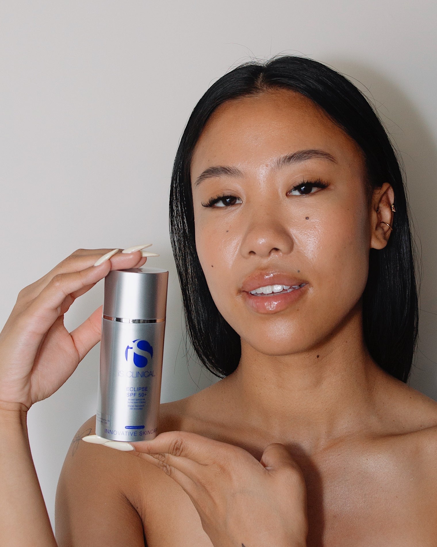 iS Clinical Eclipse SPF 50+